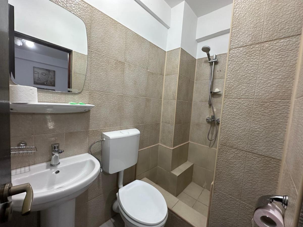 Casa Rustic Cazare Pitesti Ngoại thất bức ảnh