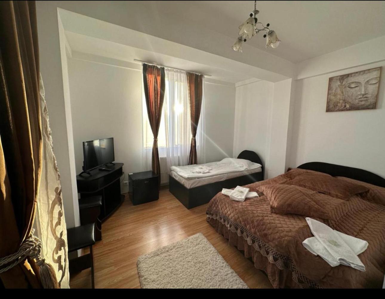 Casa Rustic Cazare Pitesti Ngoại thất bức ảnh