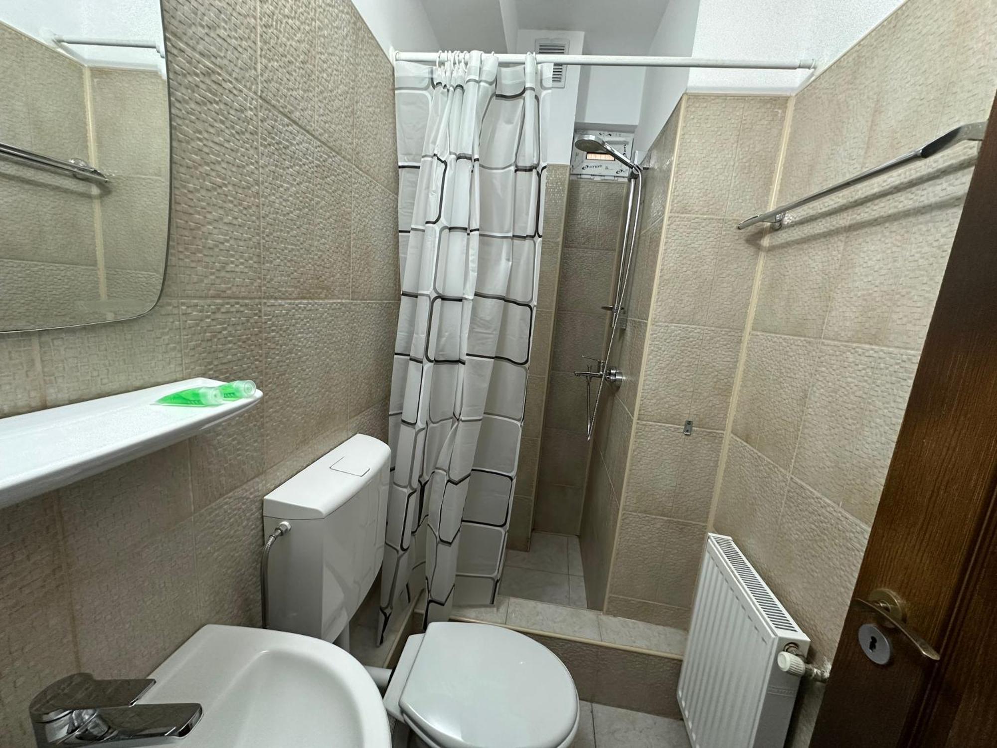 Casa Rustic Cazare Pitesti Ngoại thất bức ảnh