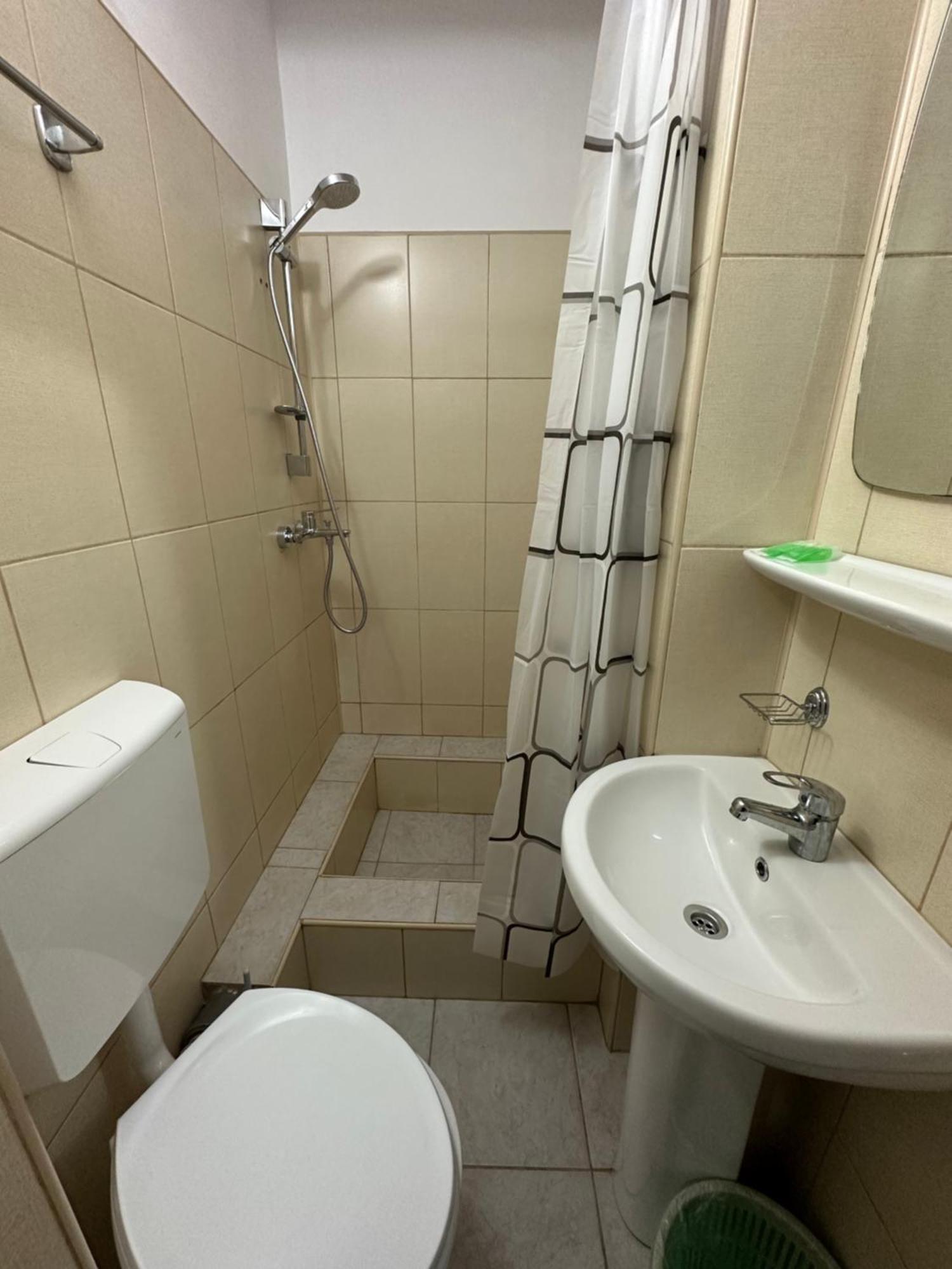 Casa Rustic Cazare Pitesti Ngoại thất bức ảnh