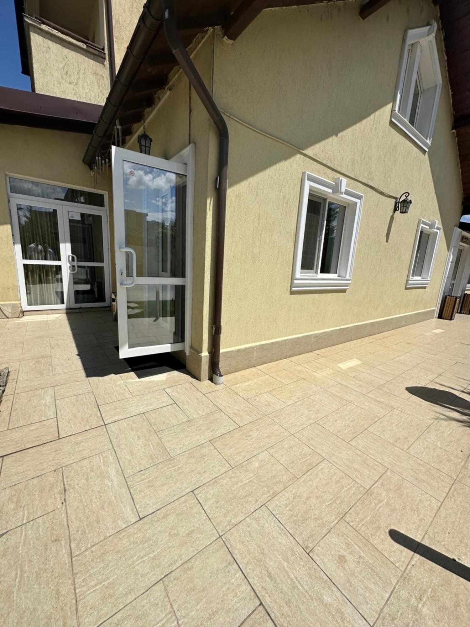 Casa Rustic Cazare Pitesti Ngoại thất bức ảnh